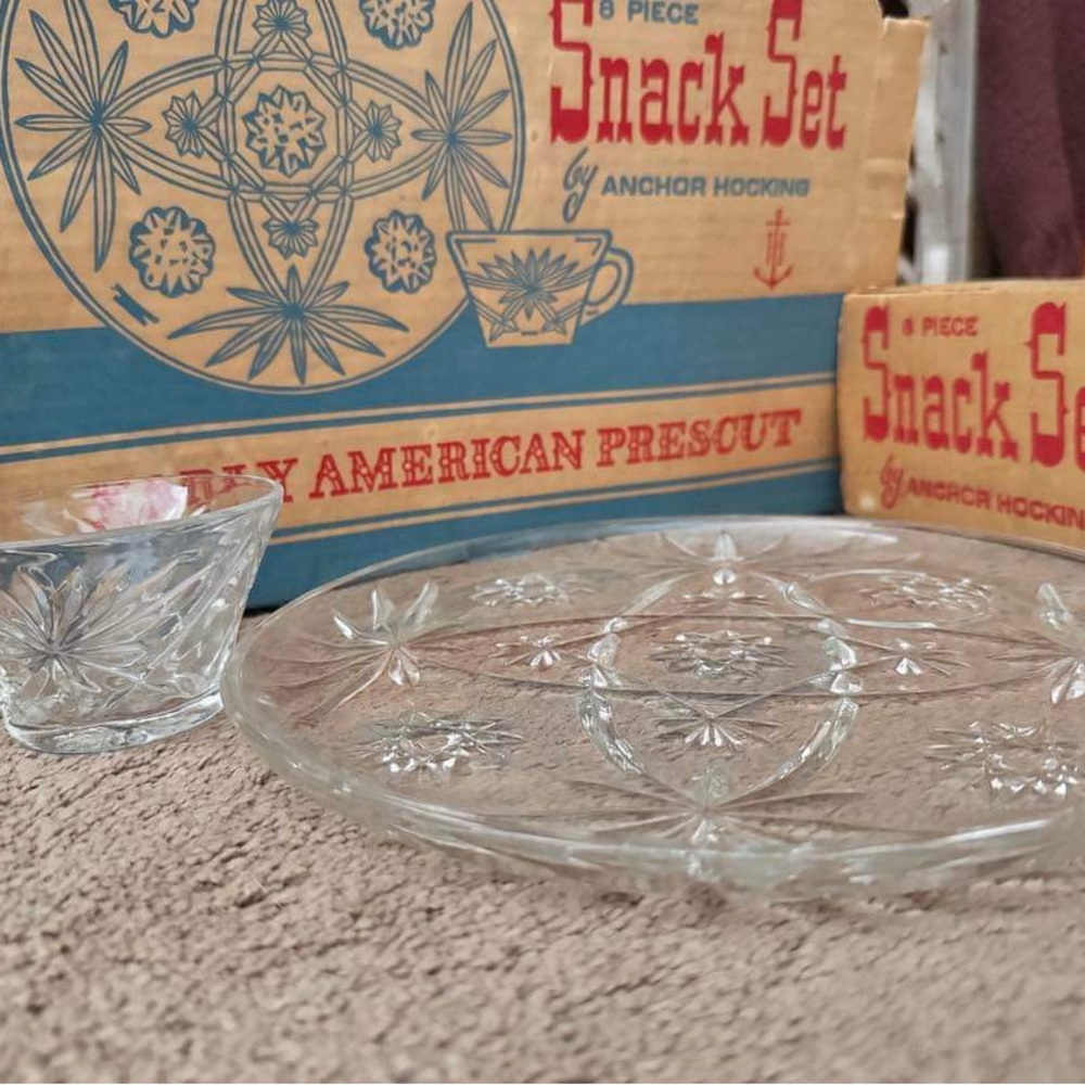 Vintage 8 piece snack set by Anchor Hocking